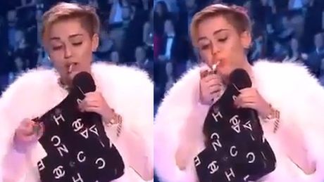 Miley pali skręta na scenie!
