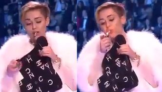 Miley pali skręta na scenie!