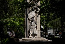 Warszawa. Na cmentarze dowiozą specjalne linie