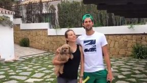 Tenis. Novak Djoković podjął się wyzwania Andy'ego Murraya. Serb odbijał wolejami z żoną (wideo)