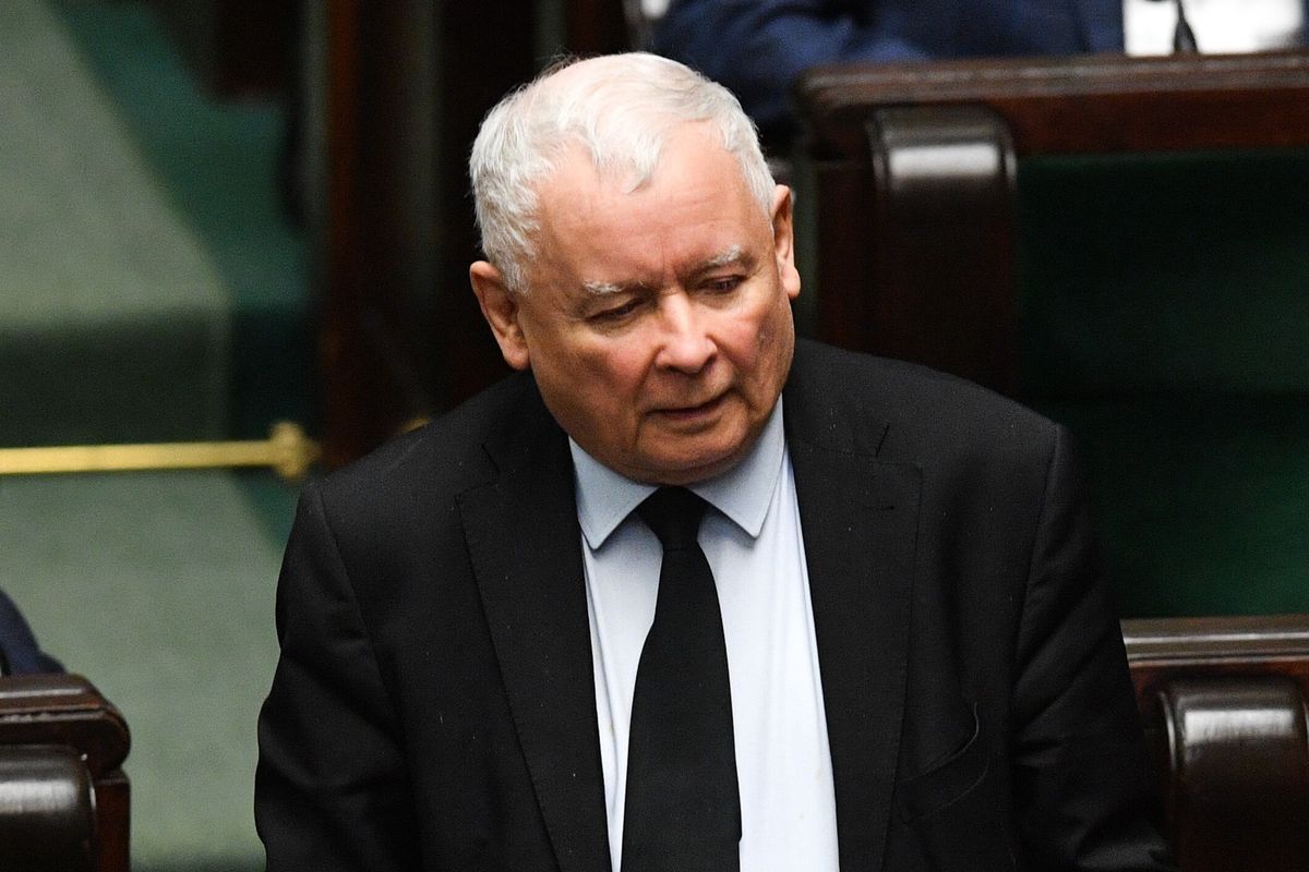 Jarosław Kaczyński ma kontynuować w pierwszy weekend grudnia swój objazd po kraju