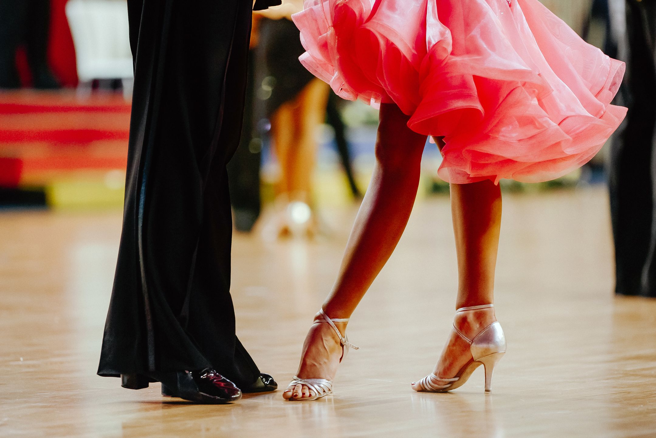 Salsa - popularny taniec latynoamerykański. Kroki i style salsy - WP ...