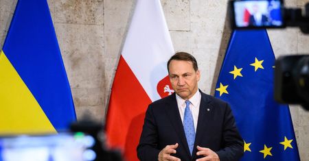 "Mam lepsze pojęcie". Sikorski zabiera głos ws. negocjacji pokojowych