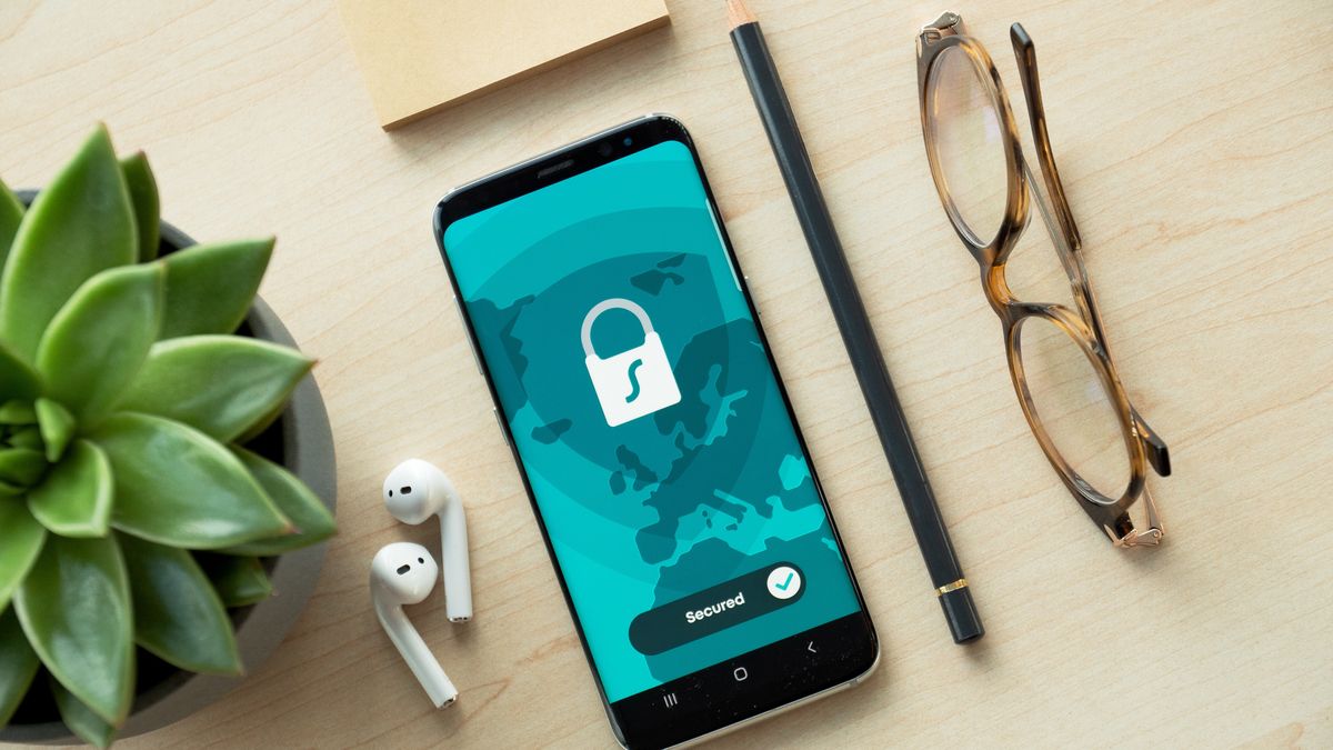 Cyberbezpieczeństwo w biznesie - ochrona danych.