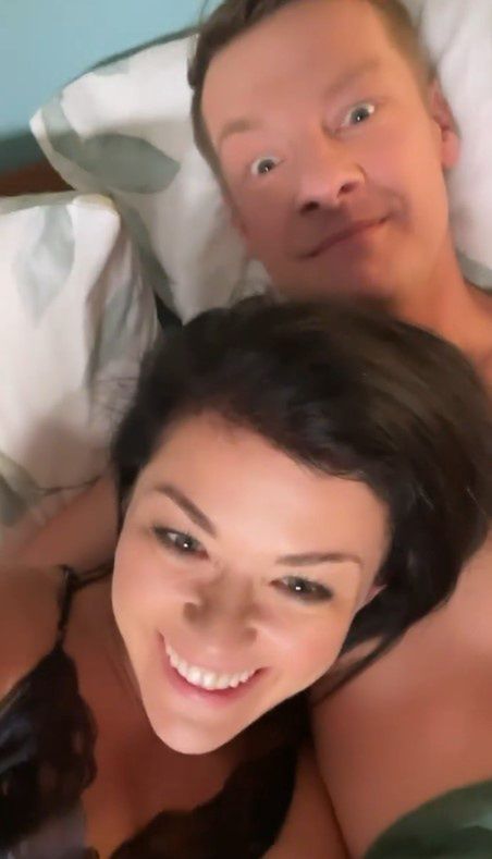 Katarzyna Cichopek i Marcin Mroczek w łóżku