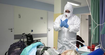 Koronawirus w Polsce. Ekspert: "Tego nie da się zatrzymać"