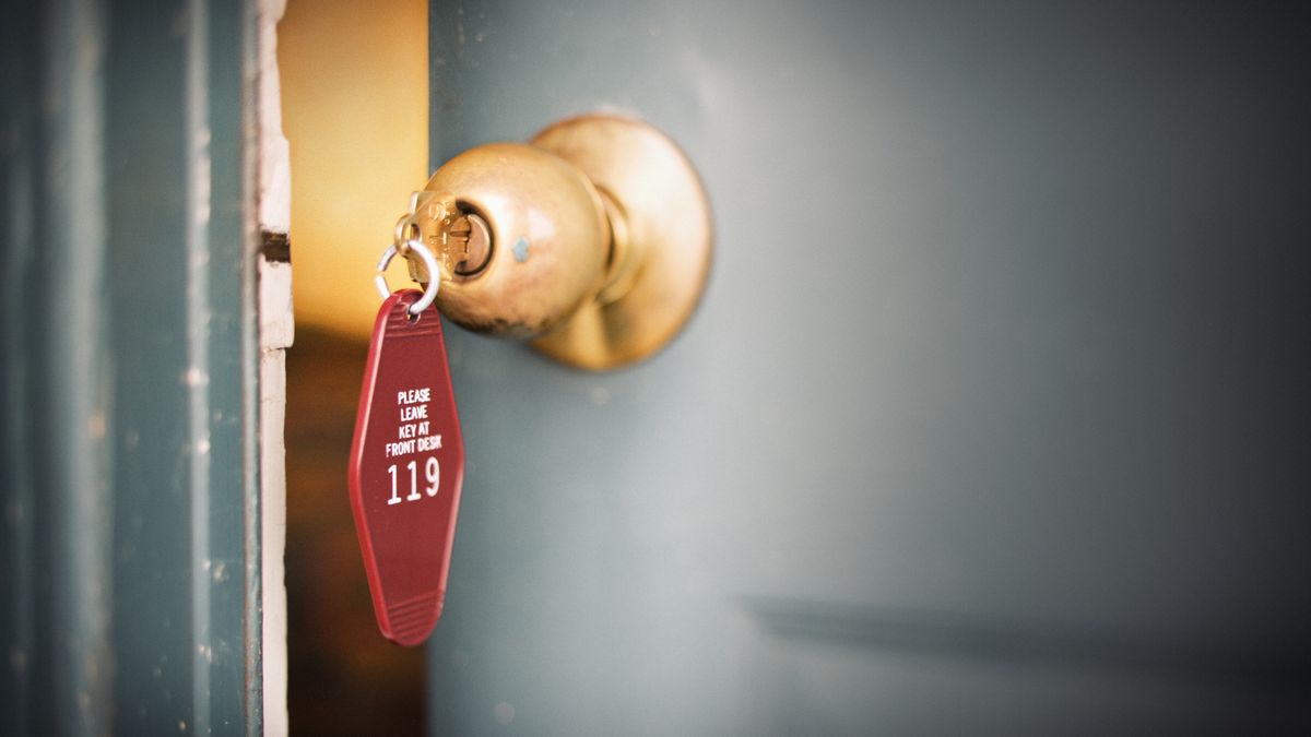 W hotelu znaleziono zwłoki mężczyzny. Zdj. ilustracyjne 