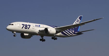 Boeing zdobył zamówienie na 100 maszyn za ponad 11 mld dol.
