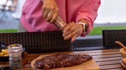 Polacy dodają na potęgę. Badacze ostrzegają, może prowadzić do raka żołądka