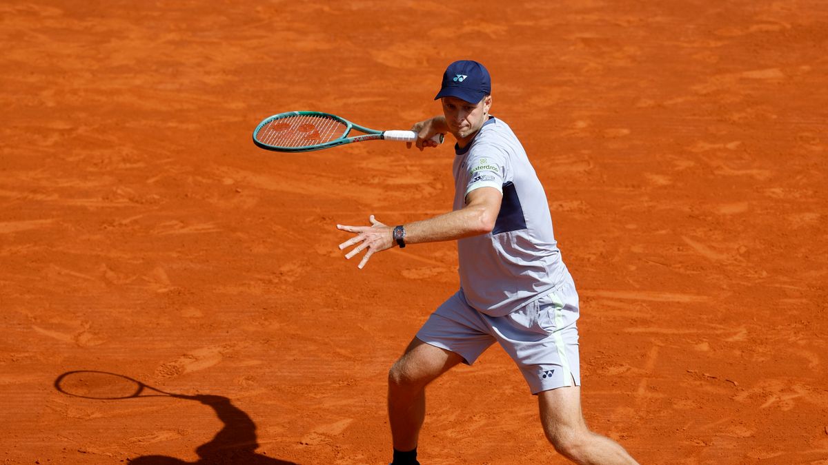 PAP/EPA / SEBASTIEN NOGIER / Na zdjęciu: Hubert Hurkacz