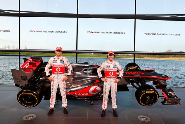 Jenson Button i Sergio Perez dostali wolne od McLarena