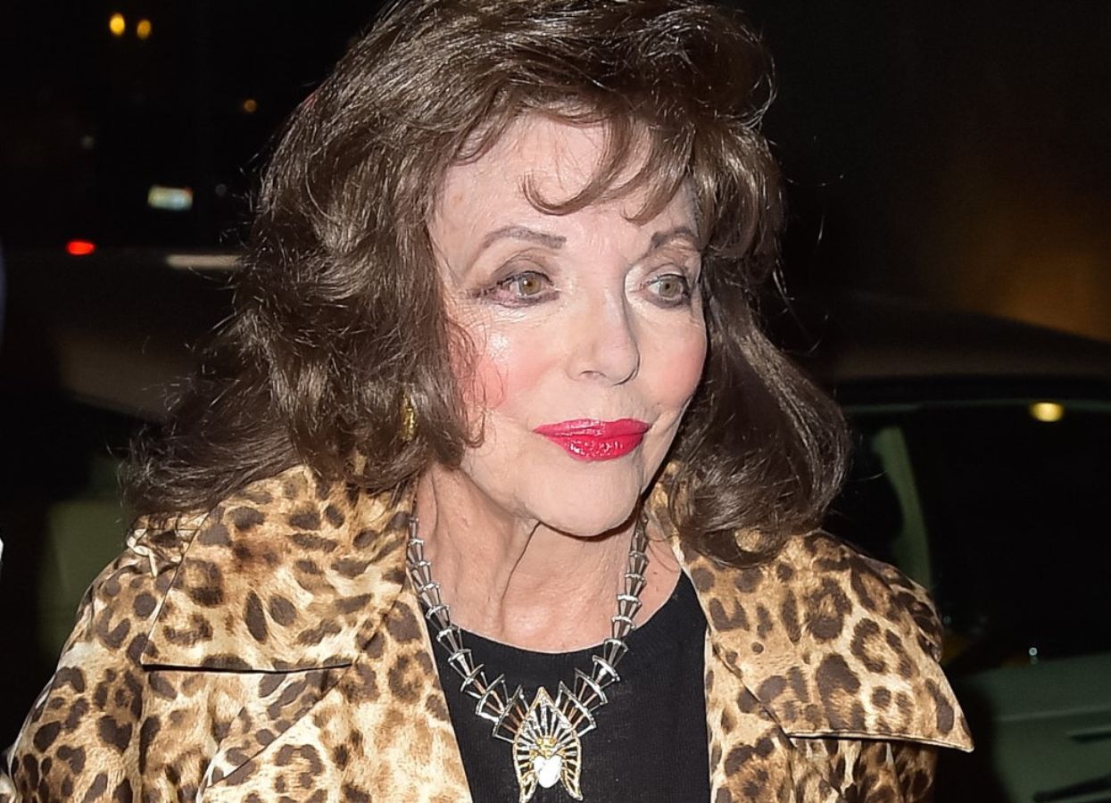 Joan Collins na kolacji z młodszym o 33 lata mężem. Założyła oryginalną marynarkę