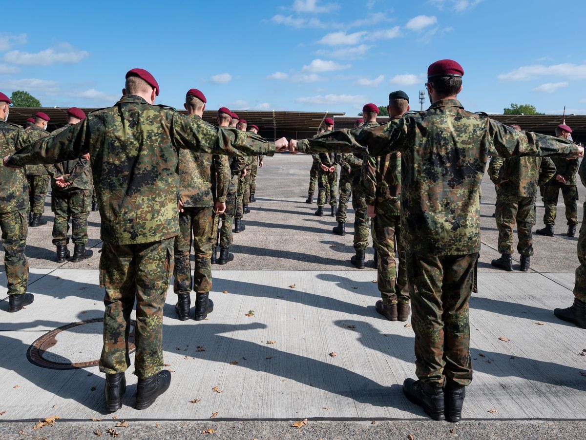 Deutschland gewährt homosexuellen Soldaten eine Entschädigung
