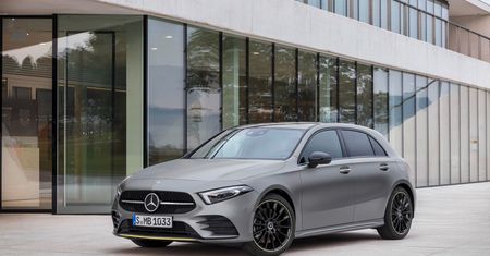 Nowy Mercedes Klasy A - dynamiczniejszy i przestronniejszy. Nowa definicja kompaktu premium