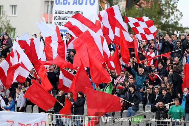 Kibice Polonii tłumnie stawili się na stadionie, również dla Tomasza Golloba