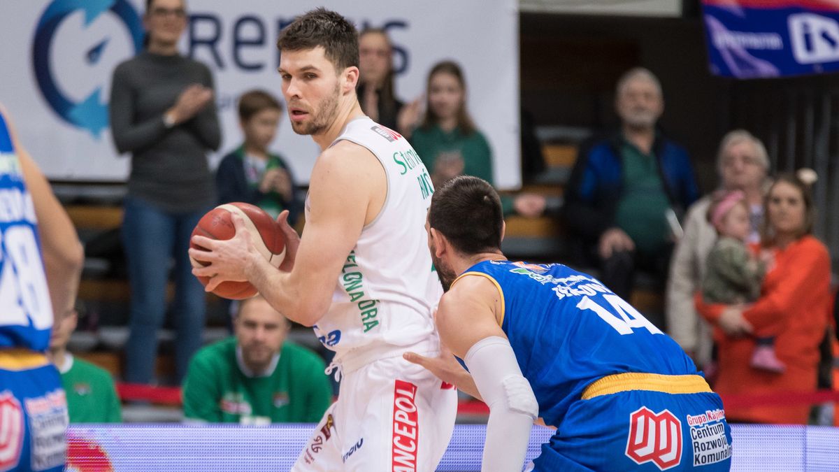 Materiały prasowe / Tomasz Browarczyk/Stelmet Enea BC / Na zdjęciu: Radić i Jevtović