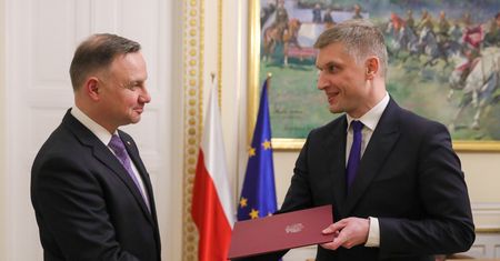 Minister rozwoju odwołany. Prezydentowi się nie spieszyło