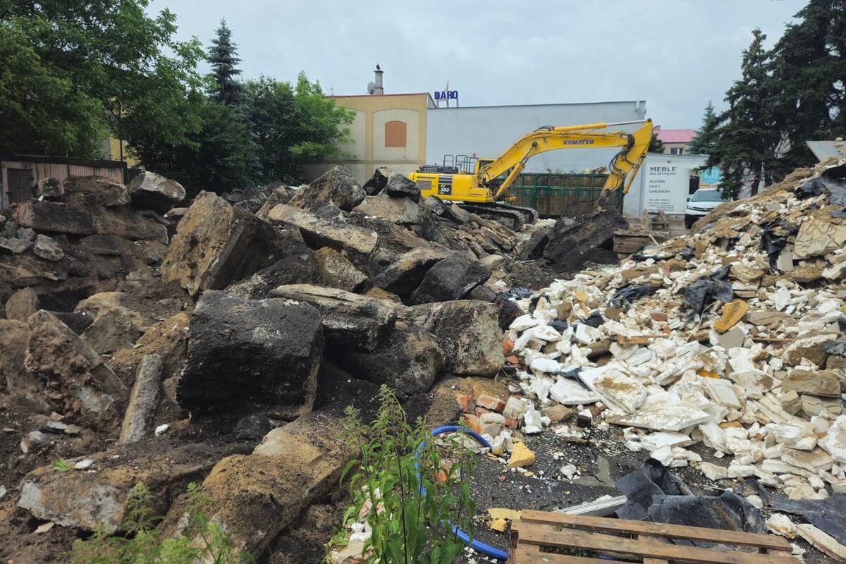 Budynek przy ul. Zamojskiej 49 po wyburzeniu