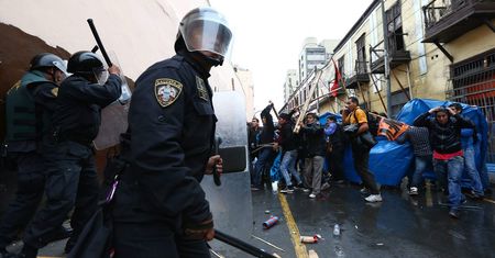 Peru: starcia policji ze studentami i pracownikami