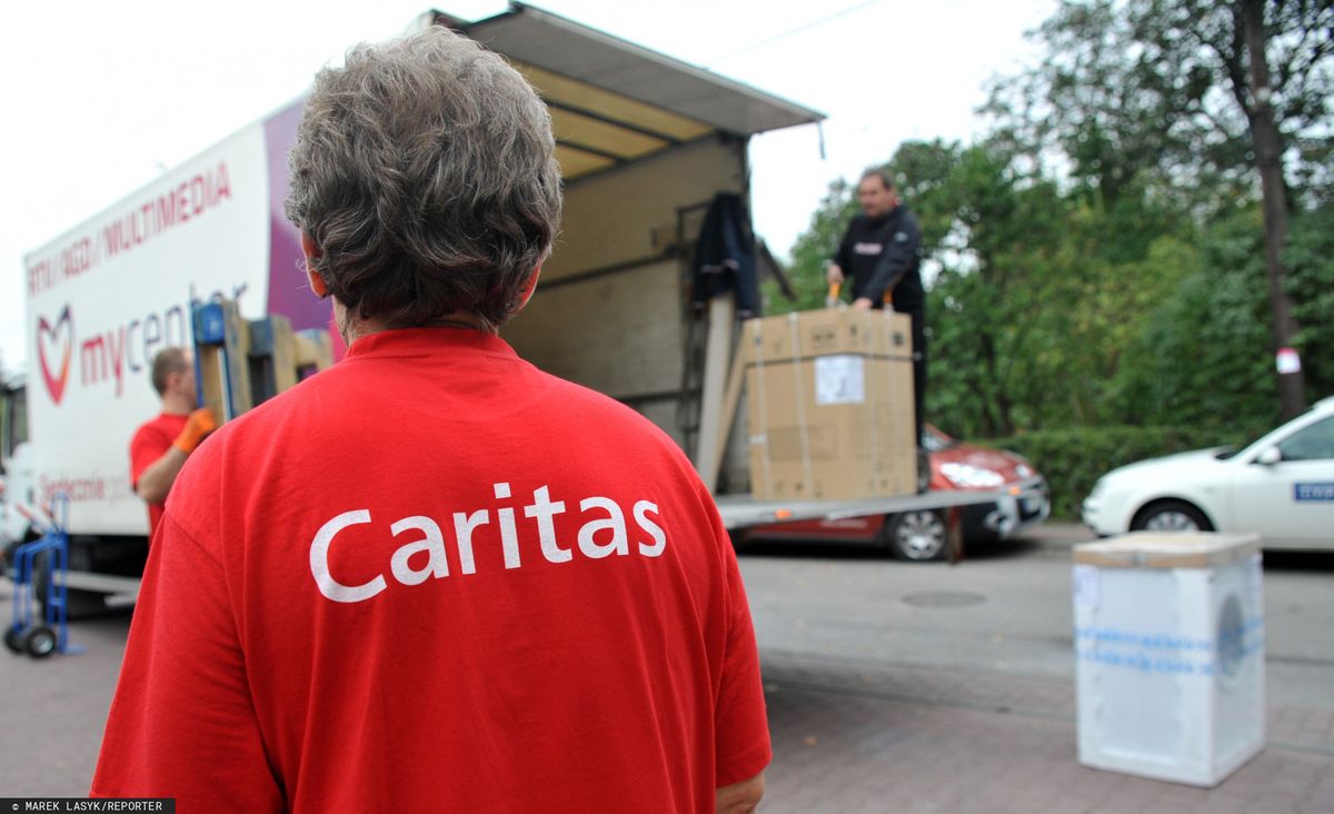 Caritas Polska chwali się rekordem. Wydano 100 milionów złotych na dobroczynność
