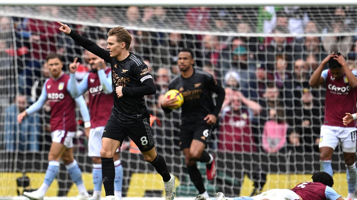 Getty Images / Clive Mason / Na zdjęciu: Martin Odegaard celebruje gola dla Arsenalu