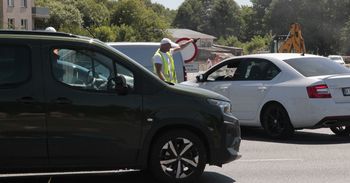 Chaos na rzeszowskim skrzyżowaniu. Kierowcy zdezorientowani po zmianie organizacji ruchu