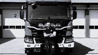 Rozpacz w Laskach. Nie żyje młody strażak. "Druhu Krystianie"