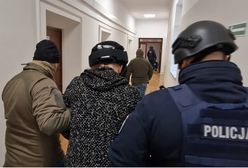 Postrzelił policjantów. Wyszło na jaw, dlaczego był poszukiwany