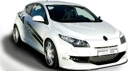 300-konna Meganka – Elia Mégane RS300 (2012)