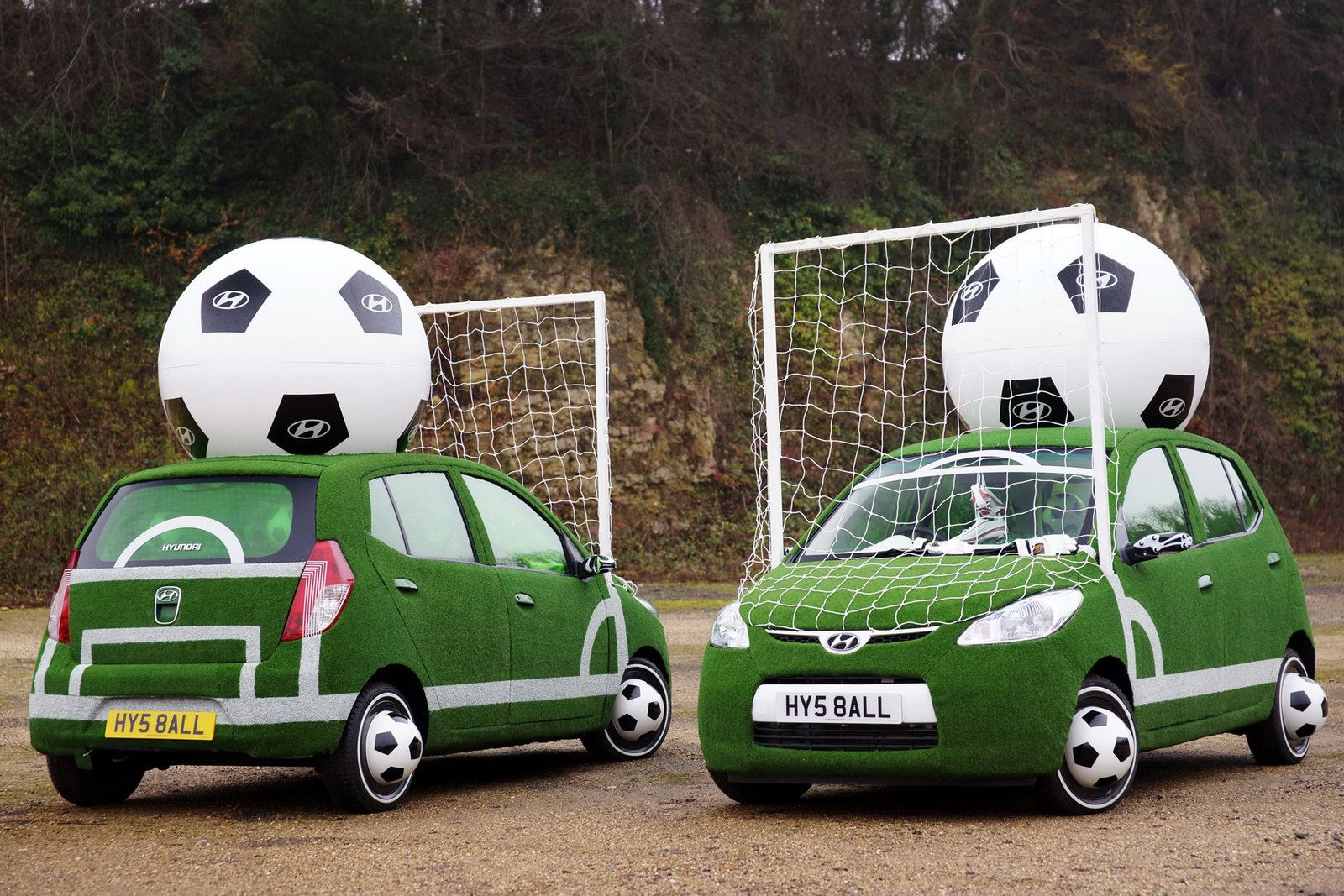 Hyundai i10 Football Cars