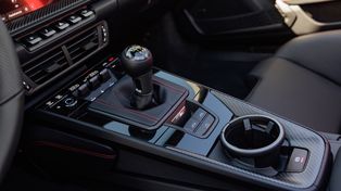Manual, ale automat. Porsche pracuje nad nietypową skrzynią biegów