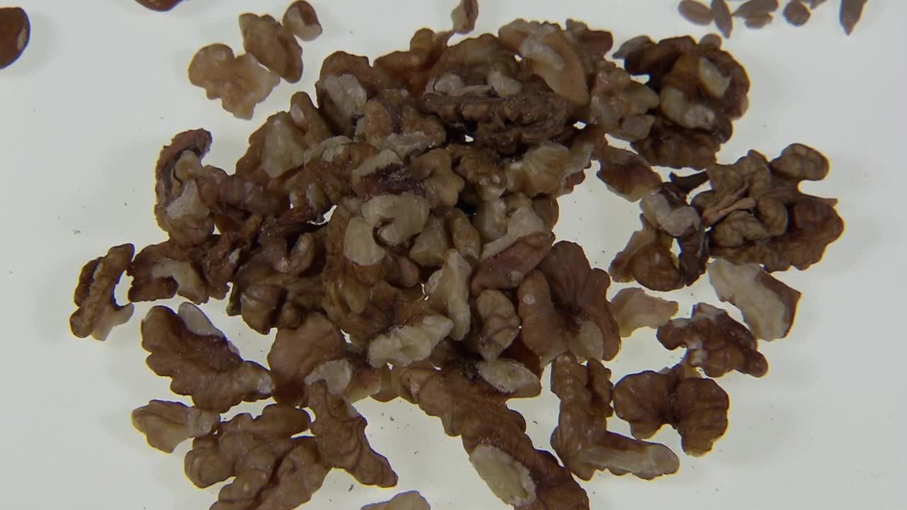 Dieta zawierająca orzechy włoskie może przyczynić się do długowieczności?