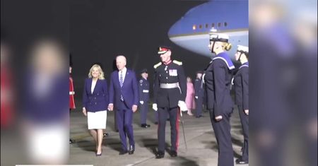 Przylot prezydenta USA na szczyt G7 w Kornwalii.