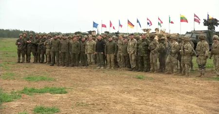 “Bardzo silny sygnał wysłany do Rosji, że nie opłaci się atakować terytorium NATO”. Błaszczak na ćwiczeniach Griffin Shock 23-1