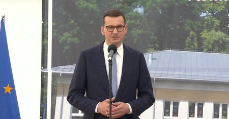 Premier: Oby już nigdy żadna pandemia nie zakłóciła normalnego funkcjonowania szkoły