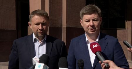 “Lawinowy wzrost zezwoleń na pracę”. Posłowie KO z kontrolą w MSZ ws. polityki migracyjnej
