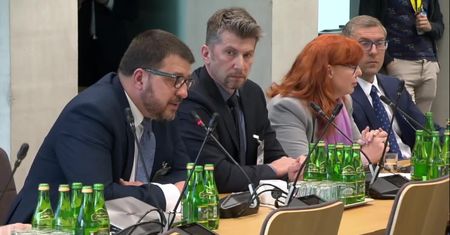 Prezes Urzędu Lotnictwa Cywilnego: Jeżeli do jutra do godziny 10 nie będzie porozumienia, wiele lotów będzie odwołanych
