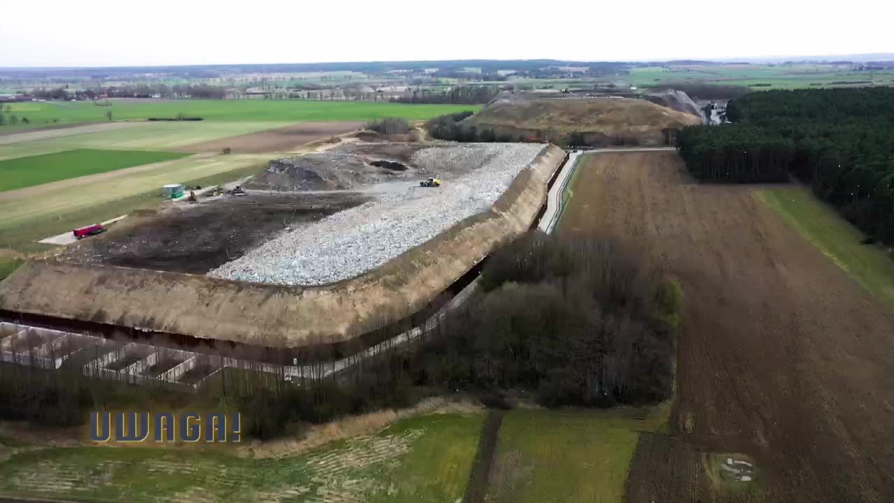 Mieszkańcy walczyli z wysypiskiem. A samorządowcy rozmawiali: “Ludzie mają … do powiedzenia, mieli i będą mieć”