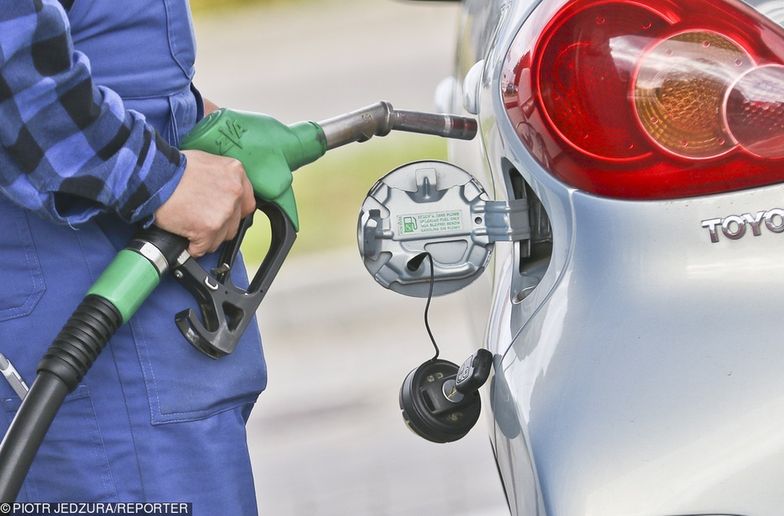 Przygotowanie zeznania środowiskowego obowiązuje wszystkich przedsiębiorców, włącznie z osobami prowadzącymi jednoosobową działalność gospodarczą, jeśli tylko użytkują firmowy samochód.