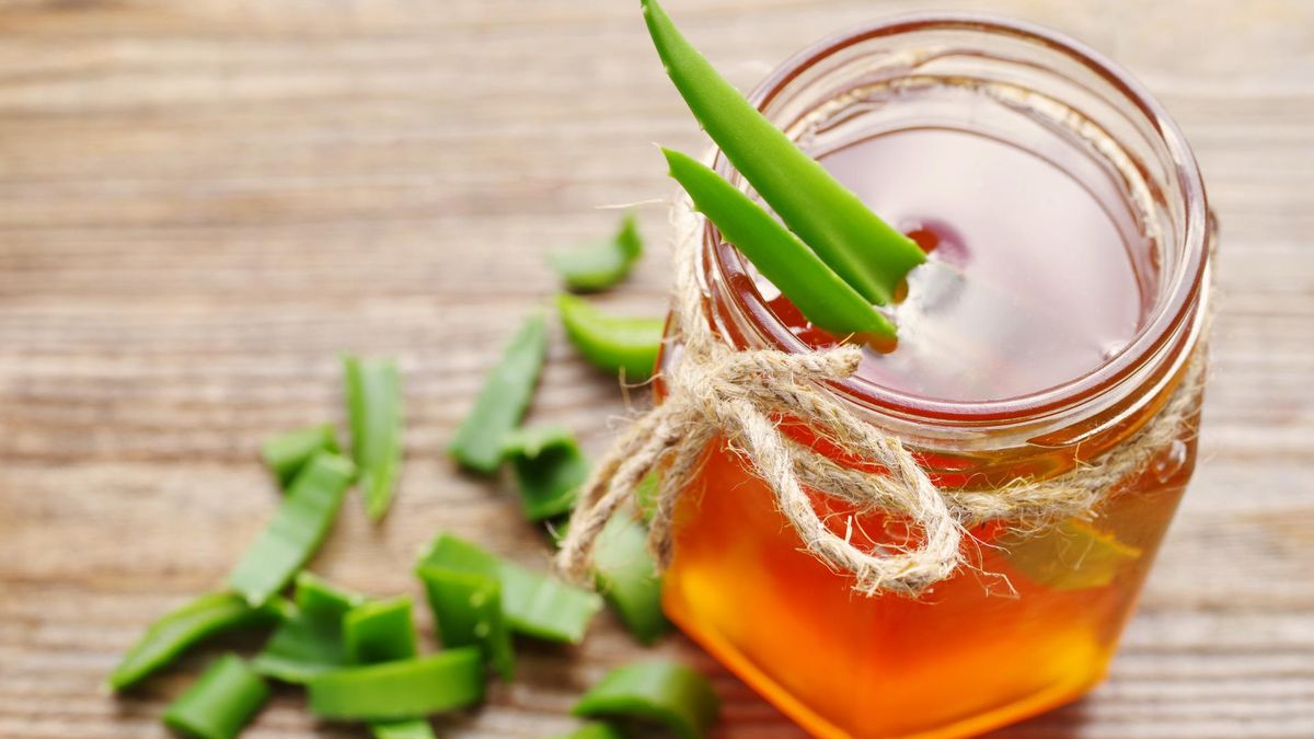 Połączenie tych składników sprawia, że powstaje mikstura, która w naturalny sposób pomoże pozbyć się źródła i objawów choroby żołądka