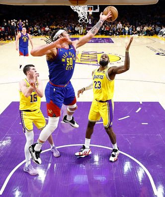Już 3-0 dla mistrzów! LeBron James i jego Lakers o krok od zakończenia sezonu