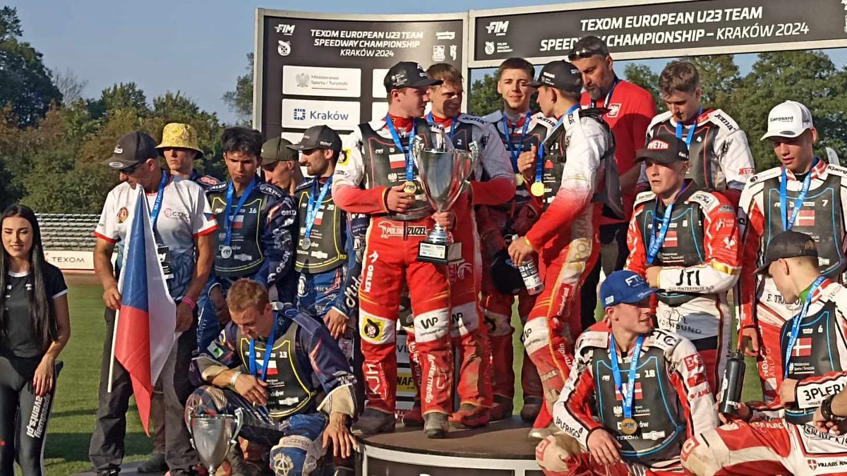 WP SportoweFakty / Konrad Cinkowski / Na zdjęciu: podium finału DME U23 w Krakowie