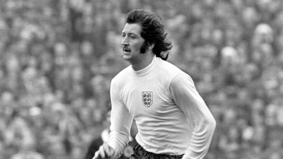 Getty Images / Peter Robinson - EMPICS / Na zdjęciu: Frank Worthington