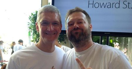 Wielki coming out, czyli Tim Cook jest gejem