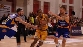 Corey Sanders zawieszony, Sokół pokonany