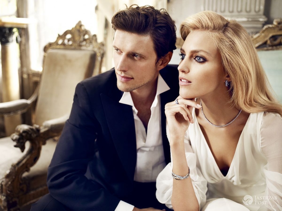 Anja Rubik i Sasha Knezevic w świątecznej kampanii Apart