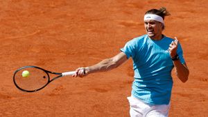 Dwusetowe zwycięstwa faworytów. Koniec snu Paragwajczyka