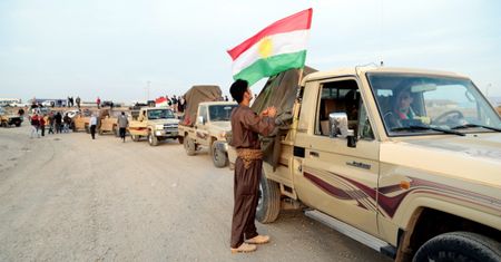 Kurdowie zaczęli wkraczać do Kobane w Syrii