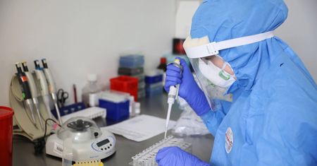 Koronawirus w Polsce. Pierwszy potwierdzony przypadek ponownego zakażenia SARS-CoV-2