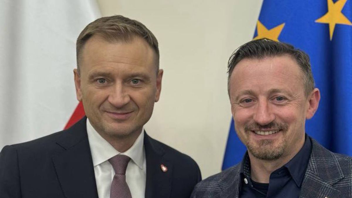 Twitter / Sławomir Nitras / Na zdjęciu: Sławomir Nitras i Adam Małysz